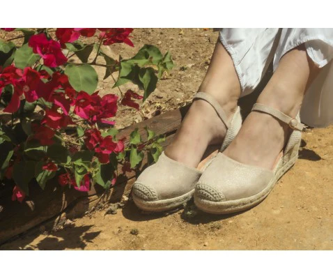 CUÑA ESPARTO ABRIL PLANTILLA MEMORY FOAM ORO - Image 5