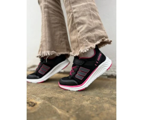 ZAPATILLA DEPORTIVA MUSTANG 48825V MESH NEGRO/LYCRA FUCSIA - Image 4